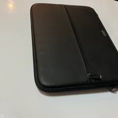 ノートパソコン　ケース　豊島区東池袋まで取りに来れる方限定です。