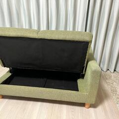 クッション＆オットマン付き収納ソファーの画像