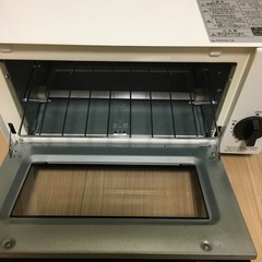 1人暮らしを始める方にどうぞ！美品！ほとんど使っていない東芝　電子レンジと　オーブントースターセットの画像