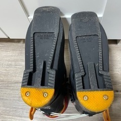 Salomon キッズ向けスキーブーツ・ケース付き　18cmの画像