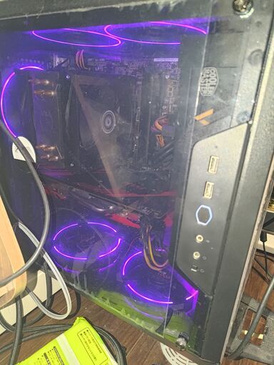 自作PC　第四世代i7-4790 メモリ16GB　グラボRX580