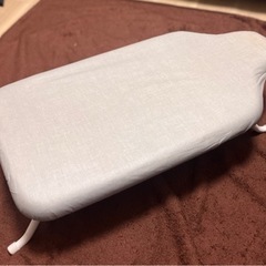 【お引き取り確定】スチームアイロン＋アイロン台の画像