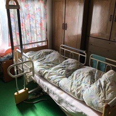 介護用ベッドの画像