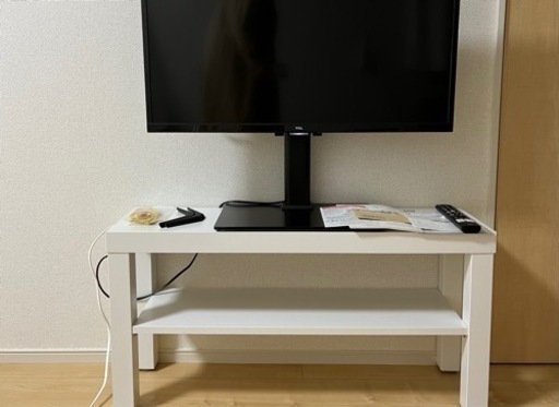 TCL32インチスマートテレビ 21年 スタンド付き 台付き リモコン付き