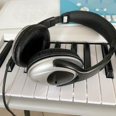 YAMAHA ヤマハ　EZ-J220  電子ピアノ　キーボードスタンド　スツール付きの画像