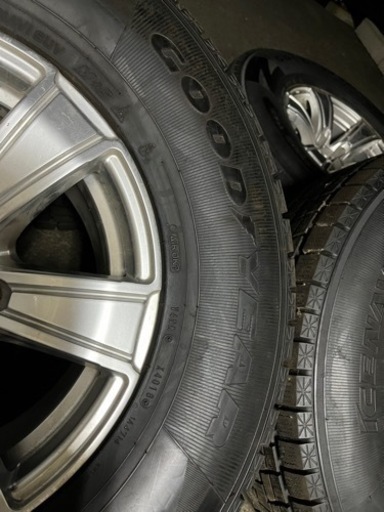 ランクル80 スタッドレス　275/70R16