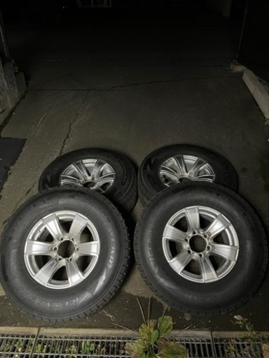 ランクル80 スタッドレス　275/70R16