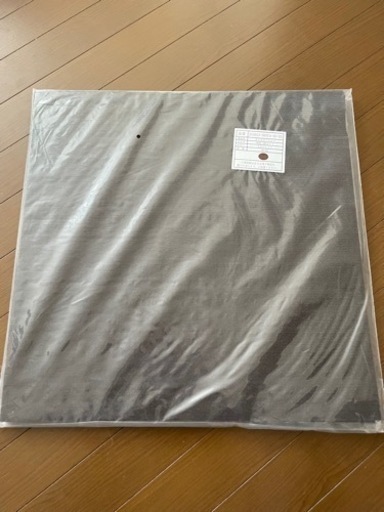 タイルカーペット　新品未開封　50×50 32枚