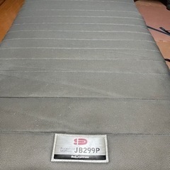 無料です！良いねだけでなくメッセージください！募集中！三つ折り　ポケットコイル　マットレスの画像