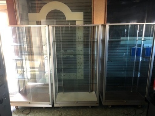 ★激安 アルミ枠 ガラスショーケース 160cm 3台 鍵付 キャスター 調整可 LED照明★