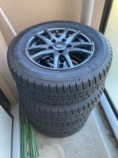 TOYO GARIT GIZ スタッドレス 195/65R15 18年製