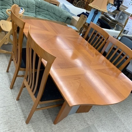 【ジモティー割引で最大15％OFF⭐️】ダイニングテーブル&椅子4脚セット