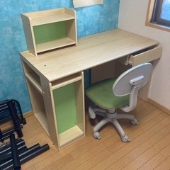 学習机2個　ジャンクの画像