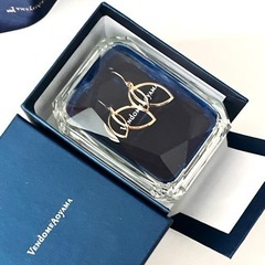 【未使用品】ヴァンドーム青山　ピアス