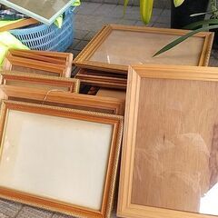 額、B4,A3等色々の画像