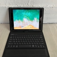iPadとfireタブレットのセット 第6世代32GB　Blue...