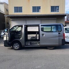 総額45.0万円★車内広々★ディーゼル★5ドア★バックカメラ★ETC★キーレス★日産 NV350キャラバン DXロング(VW2E26)2500cc 3/6人乗り 31.9万キロ 平成24年式 グレーの画像