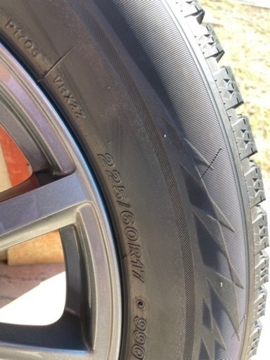 【取り引き完了しました】ブリヂストン スタッドレス VRX2 225/60/R17 4本