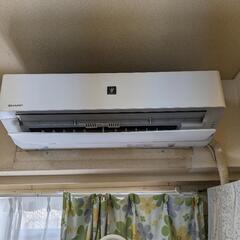 値下げしました。45,000円→15,000円エアコンSHARPクリーニング済みの画像