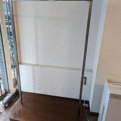 ハンガーラックの画像