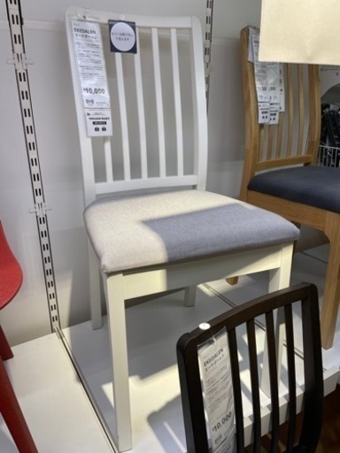 ダイニングテーブル、椅子２脚　　美品✨