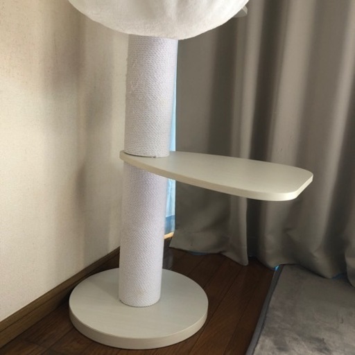 キャットタワー　突っ張りタイプ　白　　引き取り希望