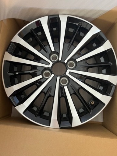 トヨタ　ルーミー　カスタム　　42611-BW170-BO １本