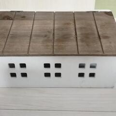 ガーデニングなどに おうち型BOX プランター の画像