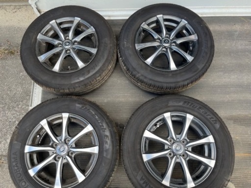 日産ノートDBA-E12に装着アルミ+タイヤ 美品