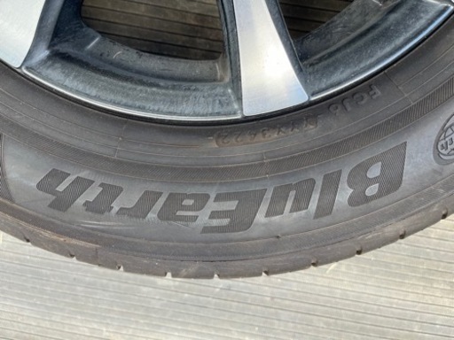 日産ノートDBA-E12に装着アルミ+タイヤ 美品