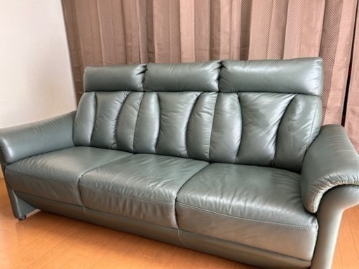 【最終処分値下げ】ニトリ 本革 3人掛けソファ