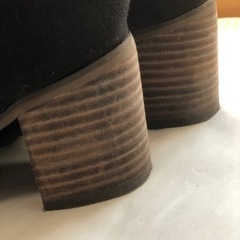 ショートブーツの画像