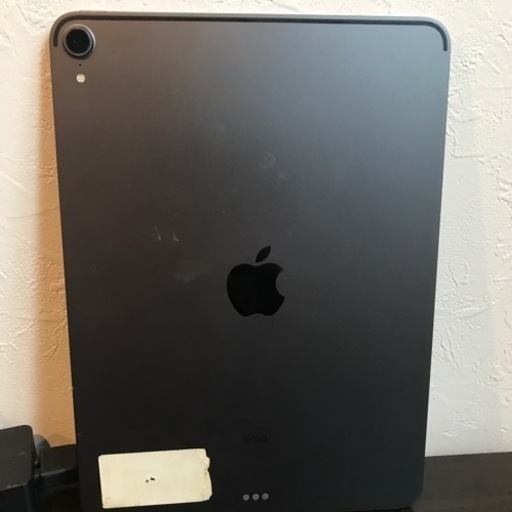 Apple iPadPro 11インチ　64GBだと思います　ジャンク品