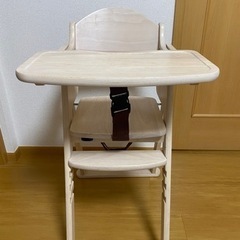 11/8お渡し予定　リッチェル　ベビーチェアーの画像