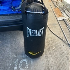 EVERLAST サンドバッグ売ります。