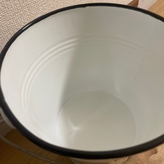 琺瑯バケツの画像