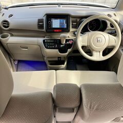 【車検2年付】【大人気N-BOX新規車両入庫!!】【ホンダ N-BOX 660G】ユーザー買取車 社外メモリナビ 両側スライドドア ドライブレコーダー Bluetooth プッシュスタート スマートキー ベンチシート 人気のホワイトの画像