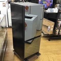 J-77【ご来店頂ける方限定】Hisenseのミラートップ2ドア冷凍冷蔵庫です