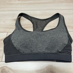 NIKE ランニングスカート＆スポーツインナーブラ&スパッツ①の画像