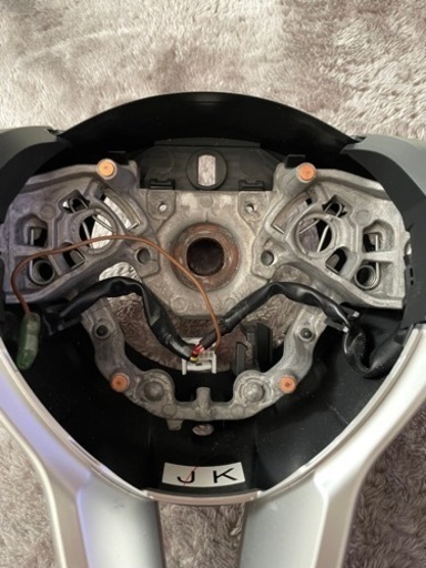 C27 セレナ(GFC27) 純正ステアリング/ハンドル スイッチ付 中古品  ハイウェイスター
