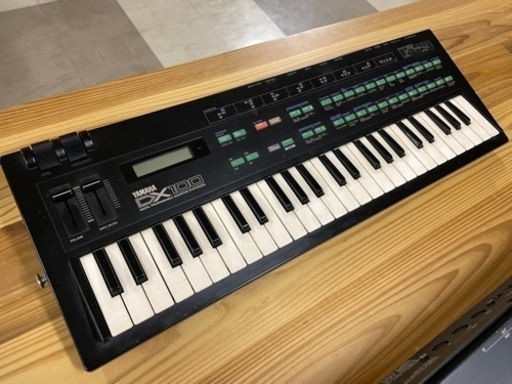 1986年発売　YAMAHA DX7Ⅱ FD