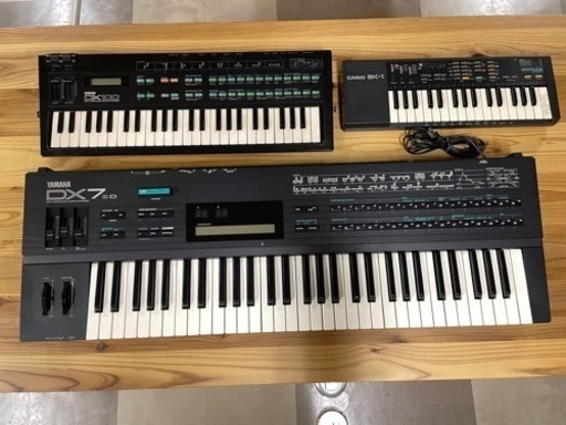 1986年発売　YAMAHA DX7Ⅱ FD