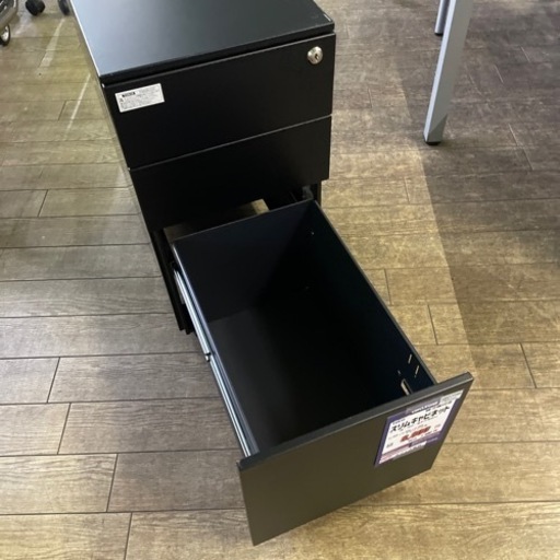 JJJ-14 【オフィス家具専門店】TOKIOのスリムキャビネットです！ R5.10/30時点で在庫数2点あり