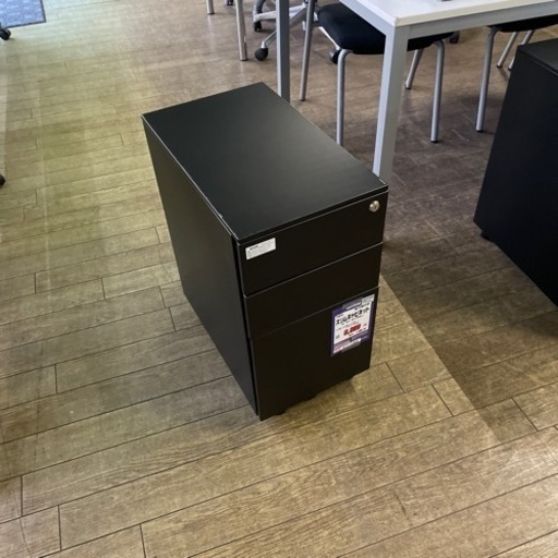 JJJ-14 【オフィス家具専門店】TOKIOのスリムキャビネットです！ R5.10/30時点で在庫数2点あり