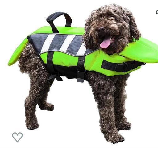 犬用ライフジャケット
