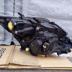 ～SOLD！～【中古品】トヨタ ヴェルファイア ANH20 純正 ヘッドライト 左 81155-58221 レンズユニットの画像