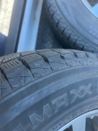 225/65R17 スタッドレスタイヤ　ホイール付
