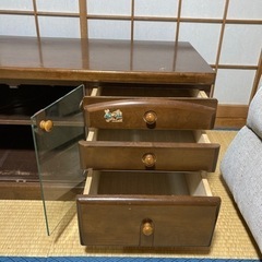 テレビ台の画像