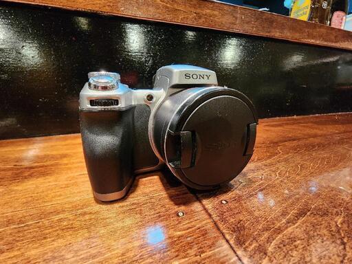 SONY　Cyber-shot