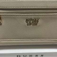 GUESS 長財布　✨ほぼ未使用✨の画像